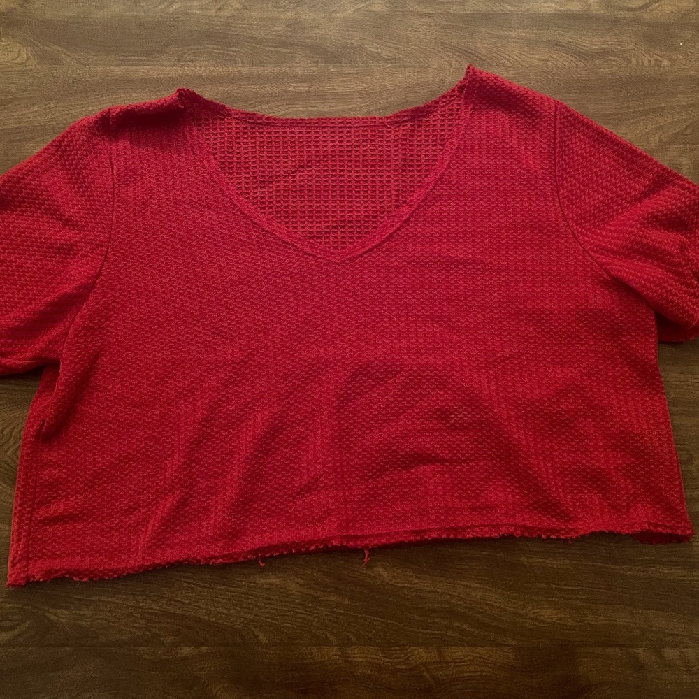 Red Cropped Tee